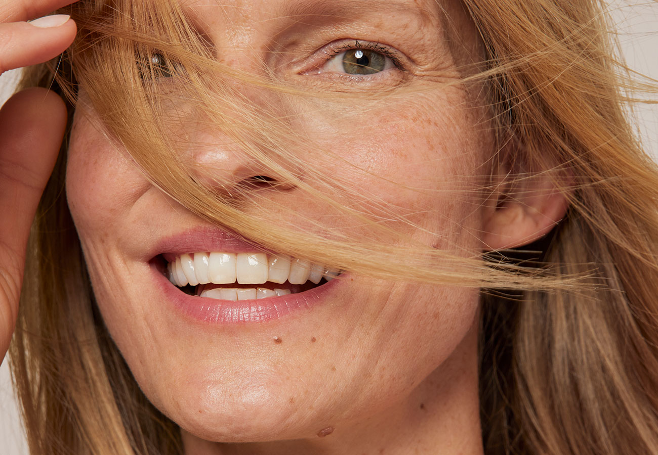 how to keep hair straight in humidity