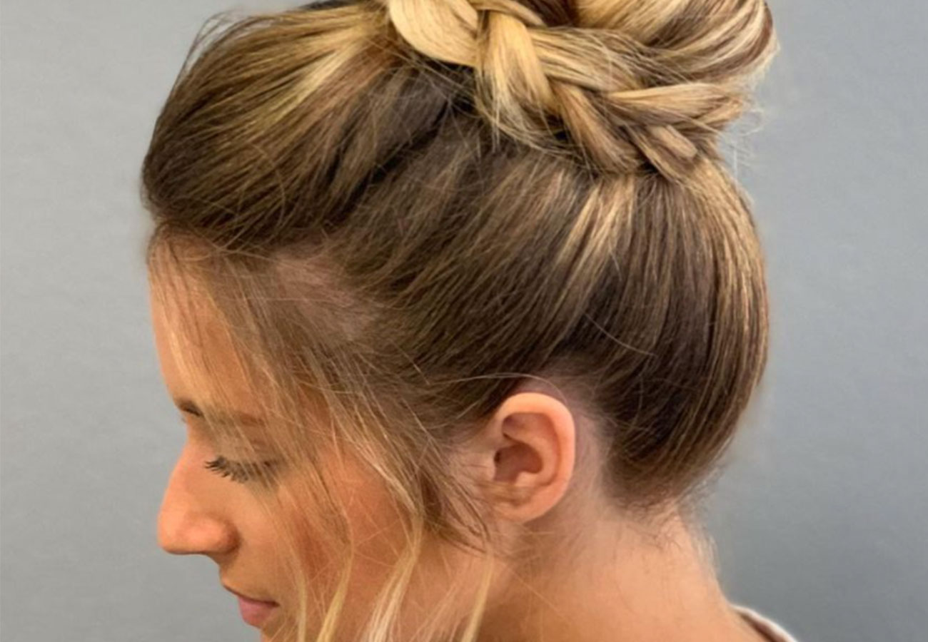 woman with pouf hairstyle
