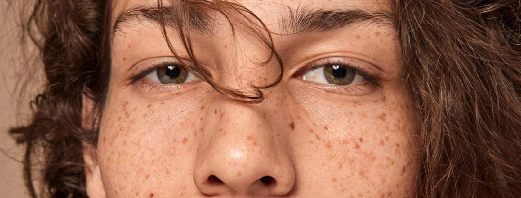 How To Get Curly Hair For Men (2023 Guide)