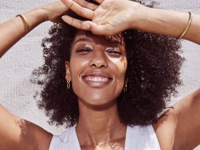 humidity curly hair hacks Prose model